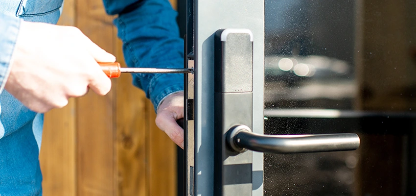 Aluminium Door Lock Replacement in Gurnee